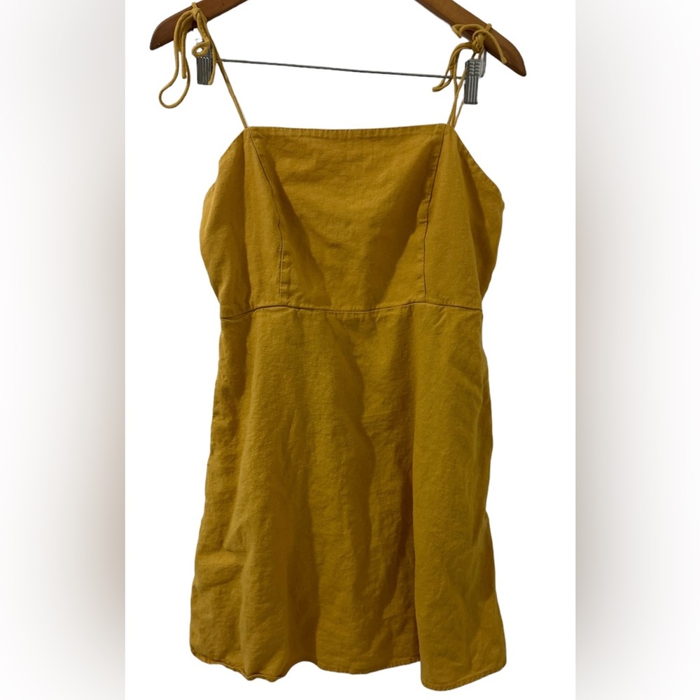 Old navy yellow linen short dress with ties in shoulders size large